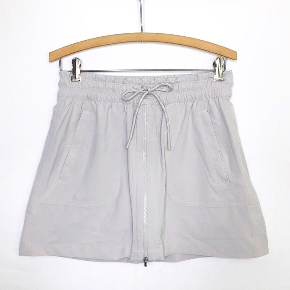 ATHLETA tan zip front Skorts - Picture 2 of 13